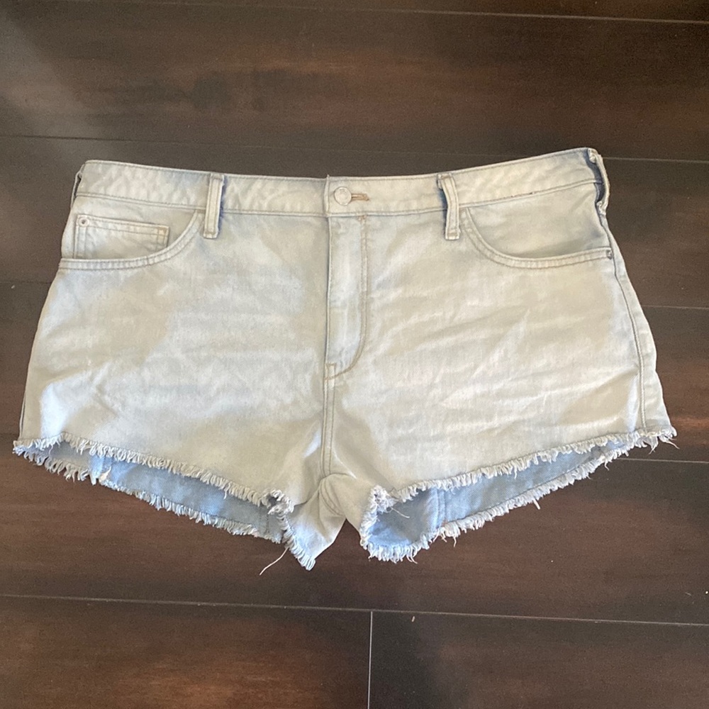 Pilcro Light Wash Denim Cut Off Shorts Summer Festival Beach Vacation Size 32